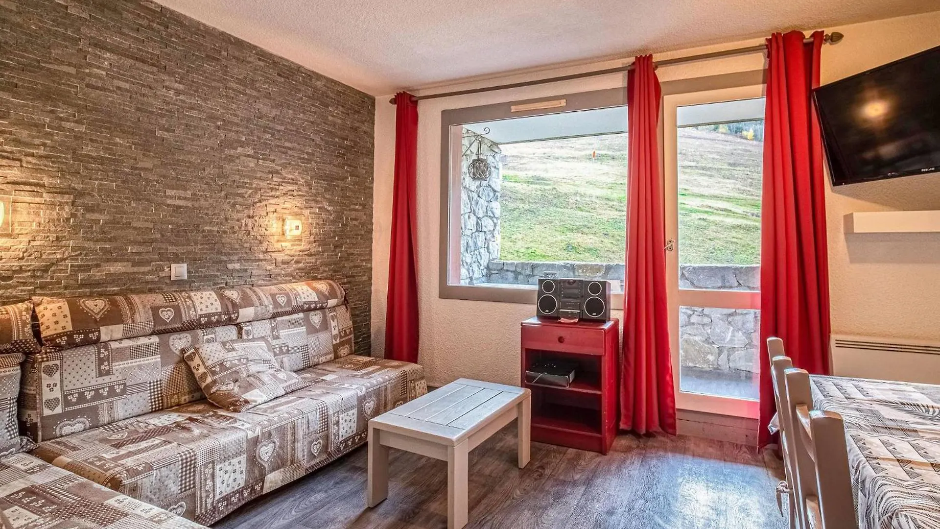 Apartment Valmorel - Appartement 2 Pieces Avec Balcon, Acces Pistes Et Animaux Admis - Fr-1-356-494